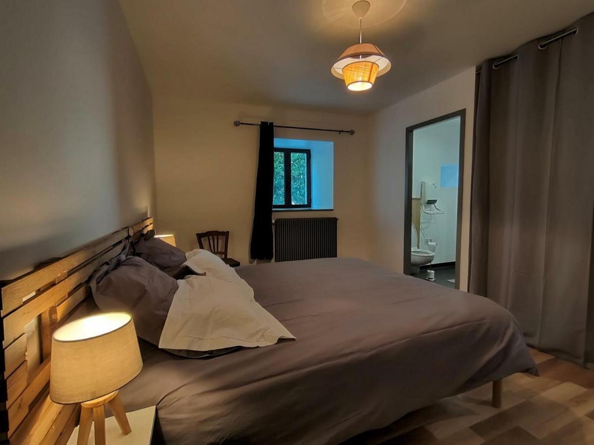 Gite De Charme Avec Jardin Et Wifi A Chalmazel-Jeansagniere - Fr-1-496-249 外观 照片