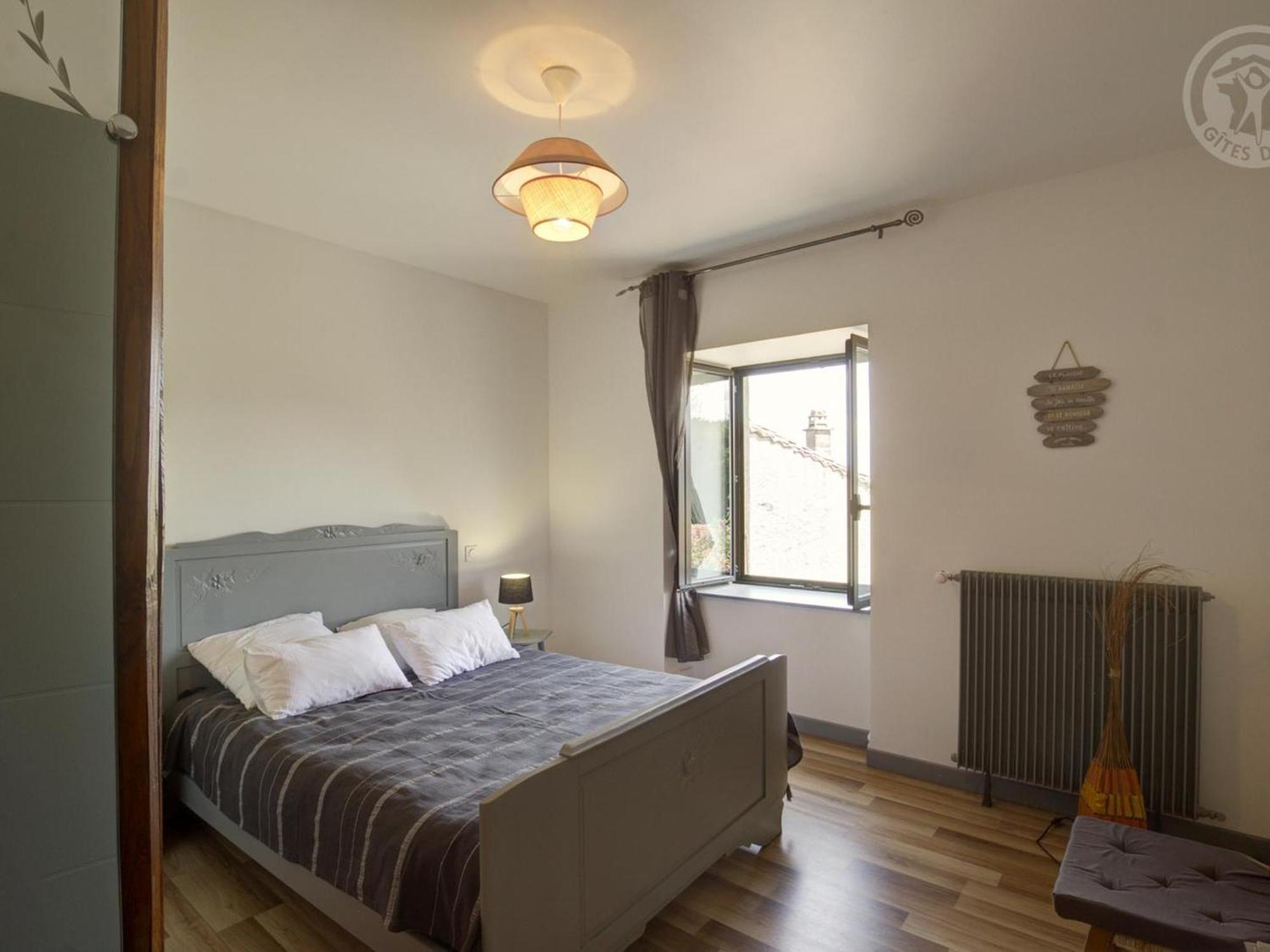Gite De Charme Avec Jardin Et Wifi A Chalmazel-Jeansagniere - Fr-1-496-249 外观 照片